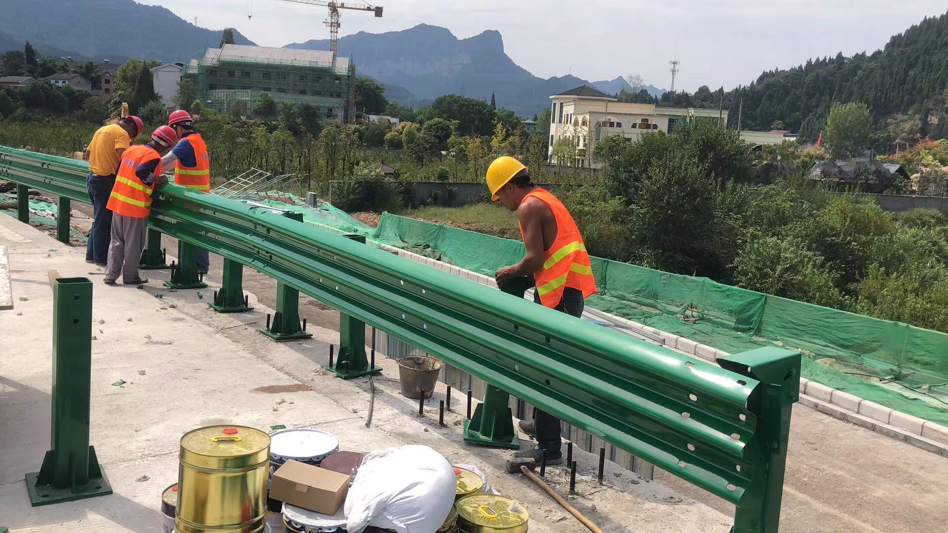 岗巴县波形护栏热镀锌波形护栏 - 推荐